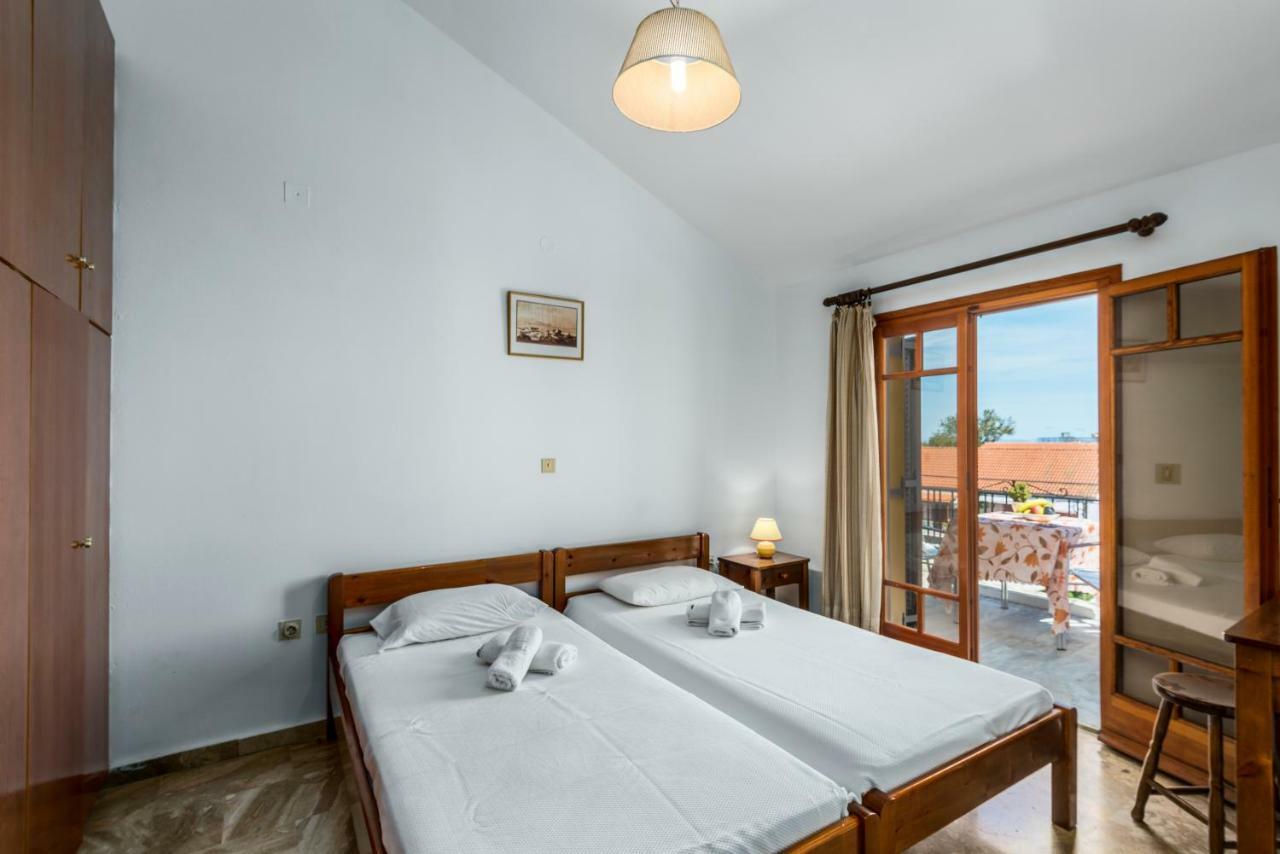 Areti Apartments Poros  Luaran gambar