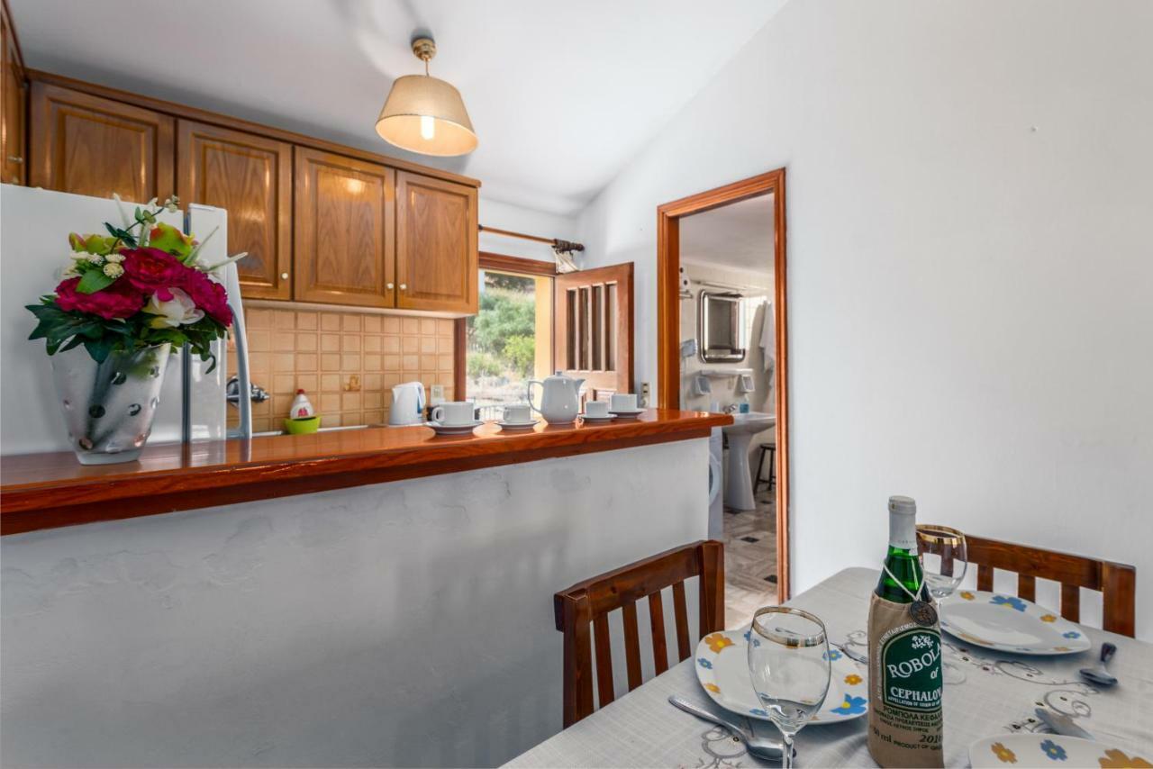 Areti Apartments Poros  Luaran gambar