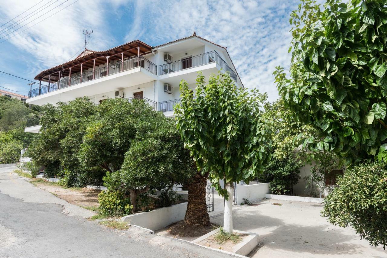 Areti Apartments Poros  Luaran gambar