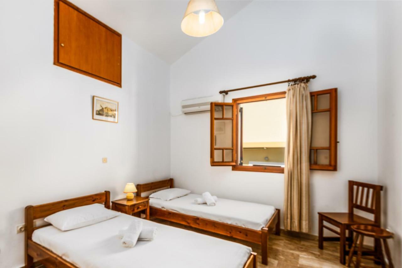Areti Apartments Poros  Luaran gambar