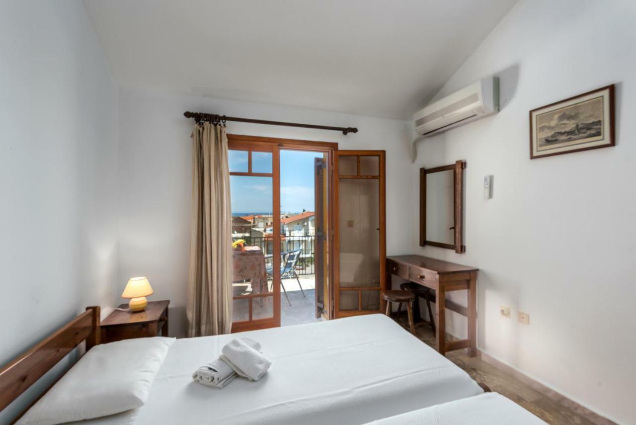 Areti Apartments Poros  Luaran gambar