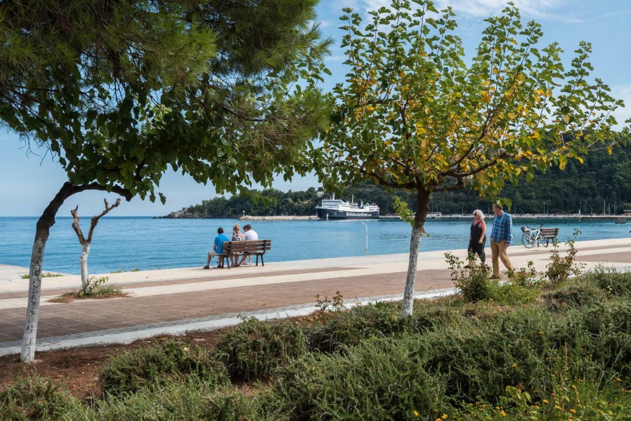 Areti Apartments Poros  Luaran gambar